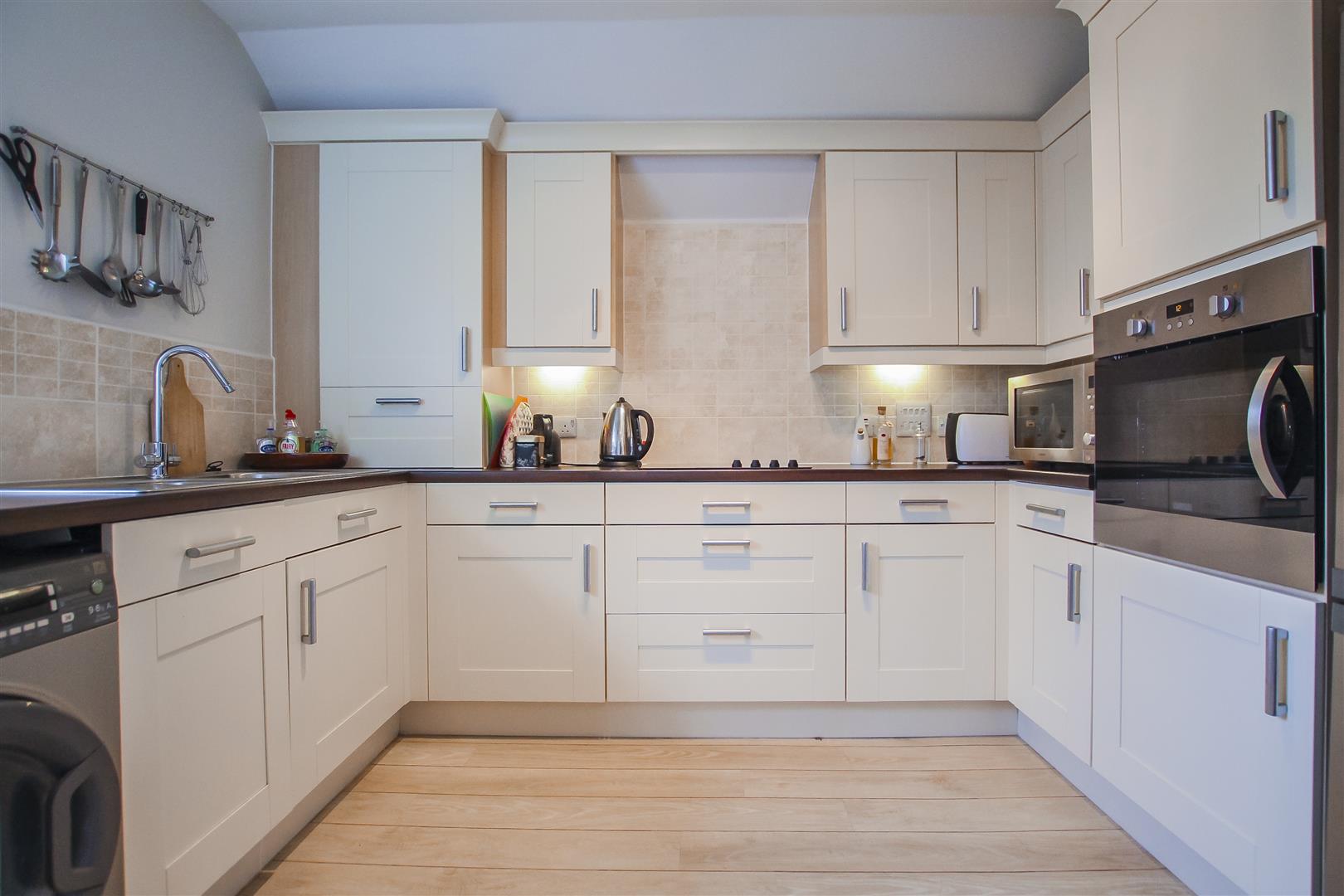 3 Bed Apartment For Sale - Main Image